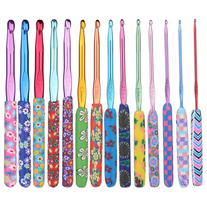 Crochet Hooks in 5, 9, or 14 Piece Options (2.0mm–10.0mm) – Lightweight, Portable & Perfect Gift