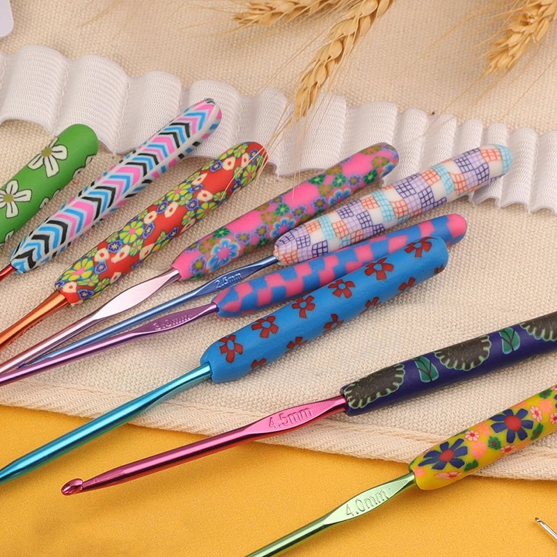 Crochet Hooks in 5, 9, or 14 Piece Options (2.0mm–10.0mm) – Lightweight, Portable & Perfect Gift - Image 5