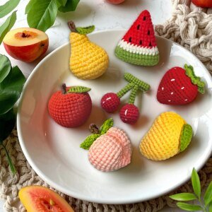 7pcs Fruit Crochet Kit, Amigurumi Knitting Kit, Including Yarn, Hook, Step-by-Step Video Tutorials And Instruction