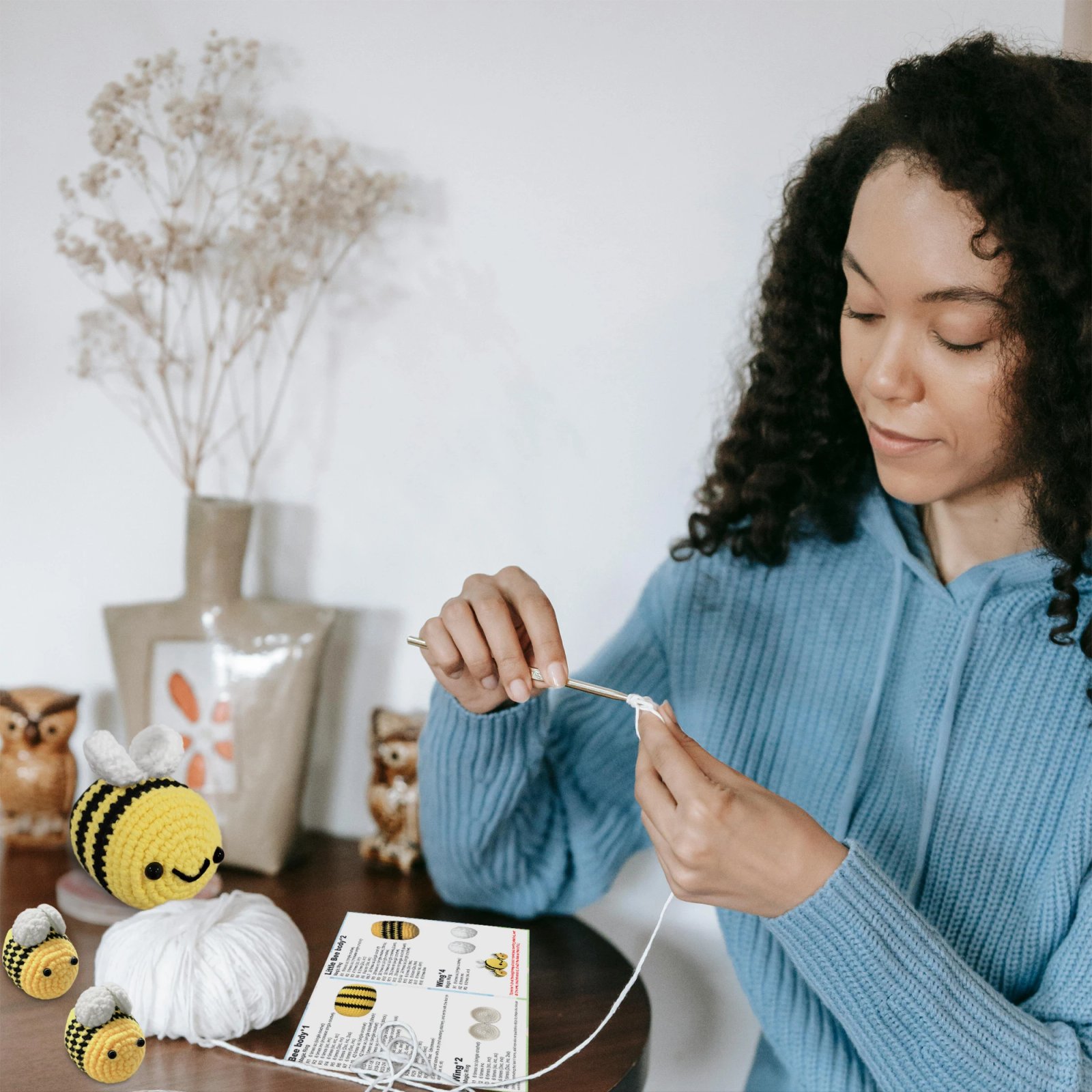 3-Piece Set Bee Crochet Kit DIY Combo Kit for Beginners - Easy to Use Crochet Tool Set - Image 3